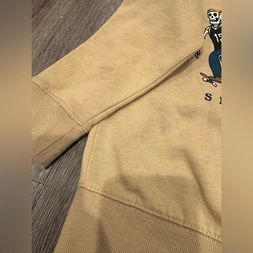 Old Navy Kids Skeleton Crew Sweatshirt Skateboard Graphic | Sizes 6/7 & 8 Youth